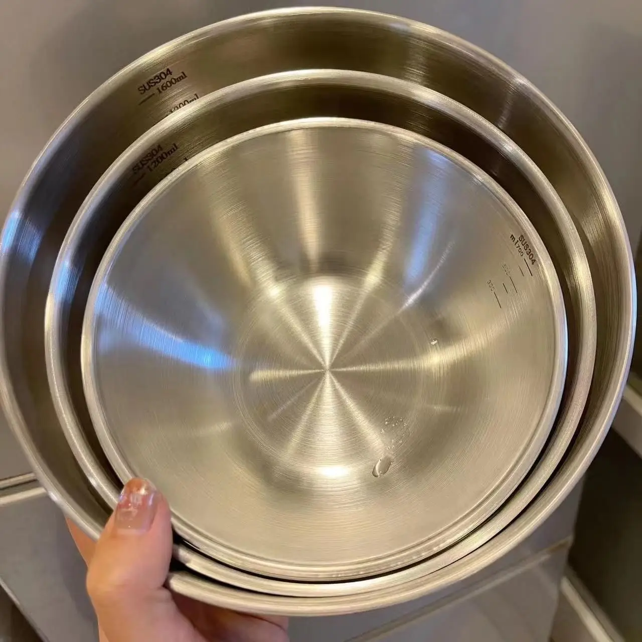 2026年製、ステンレス製ミキシングボウルセット。目盛り付き - Baking Kitchen Set のレビューと価格